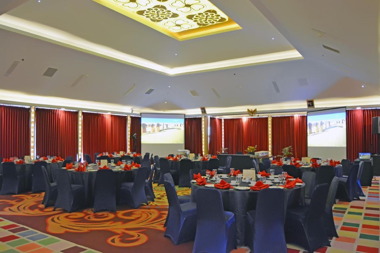 Kj Hotel Yogyakarta Exterior foto