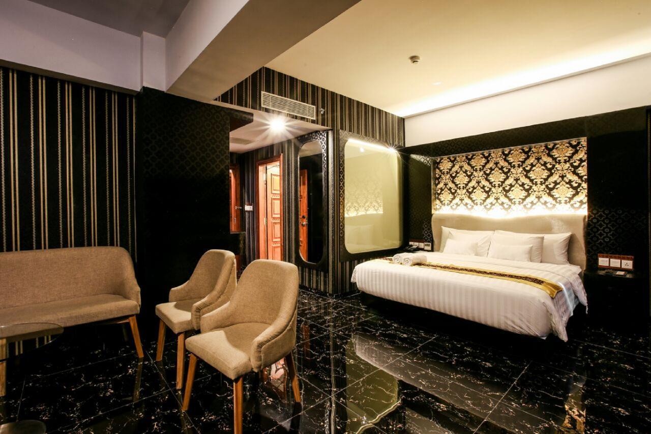Kj Hotel Yogyakarta Exterior foto