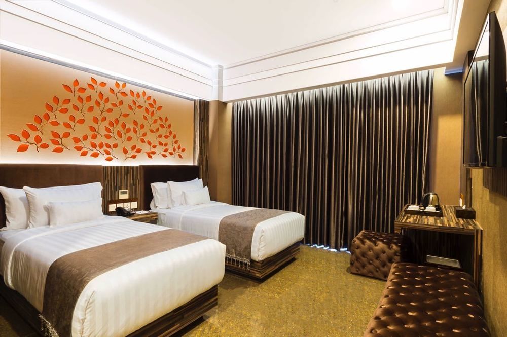 Kj Hotel Yogyakarta Exterior foto